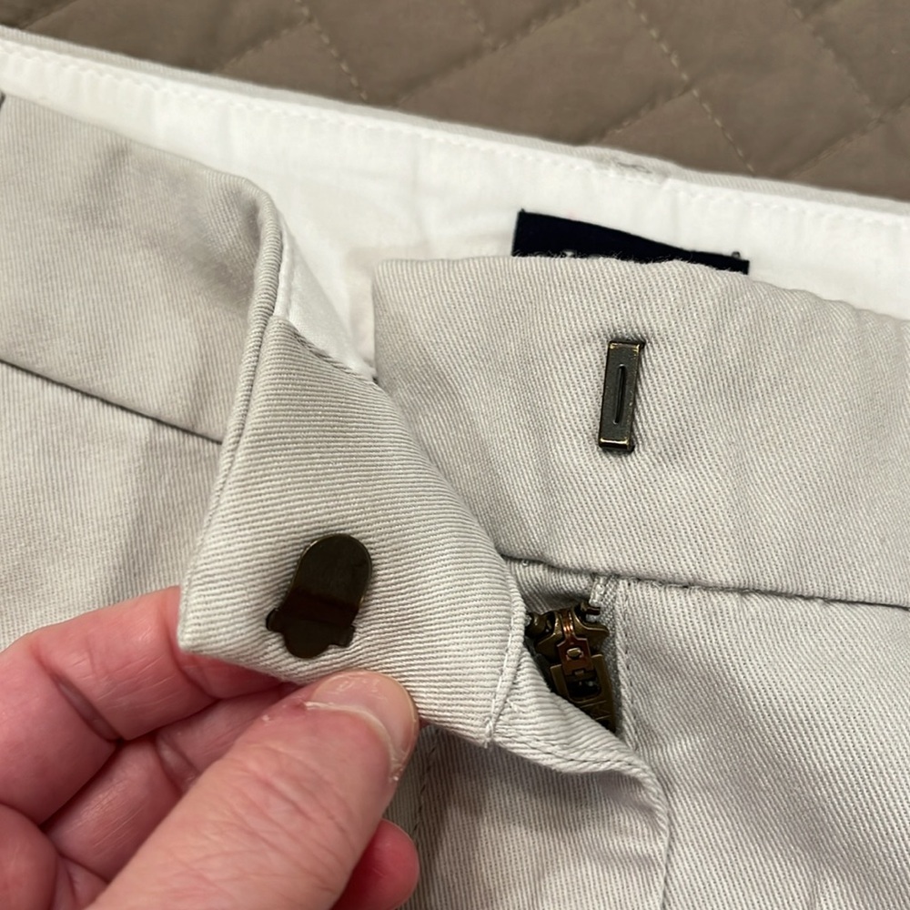 J. Crew Oyster Grey 5" Classic Chino Short/NWT/Size 14 - Picture 12 of 12